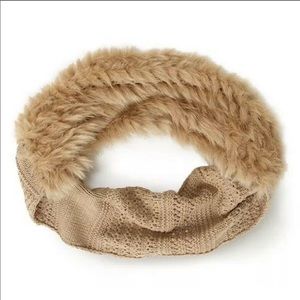 NWOT Cabi Duchess Scarf